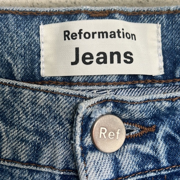 Reformation Shasta Destroyed Mid-Rise Straight Leg Jeans Waist 26 - Picture 3 of 14